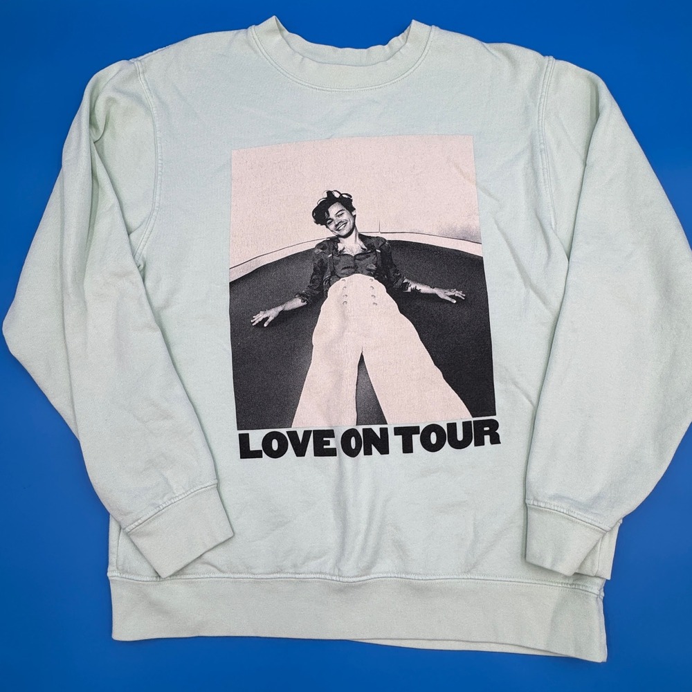 Harry Styles Love On Tour Sweatshirt Mint Green Graphic Crewneck Medium